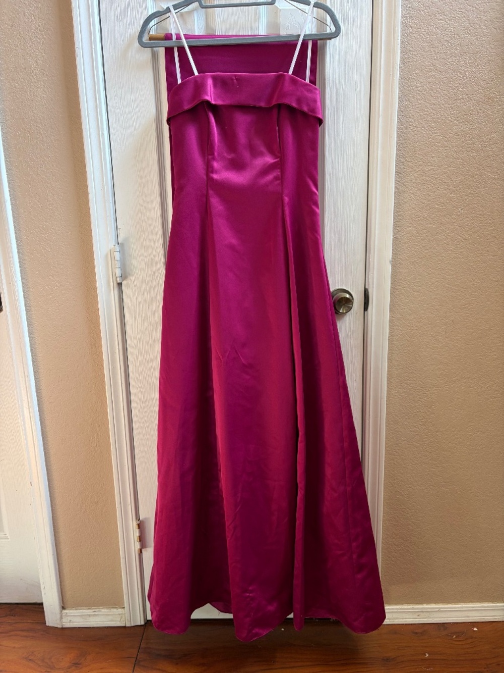 Fuchsia strapless dress